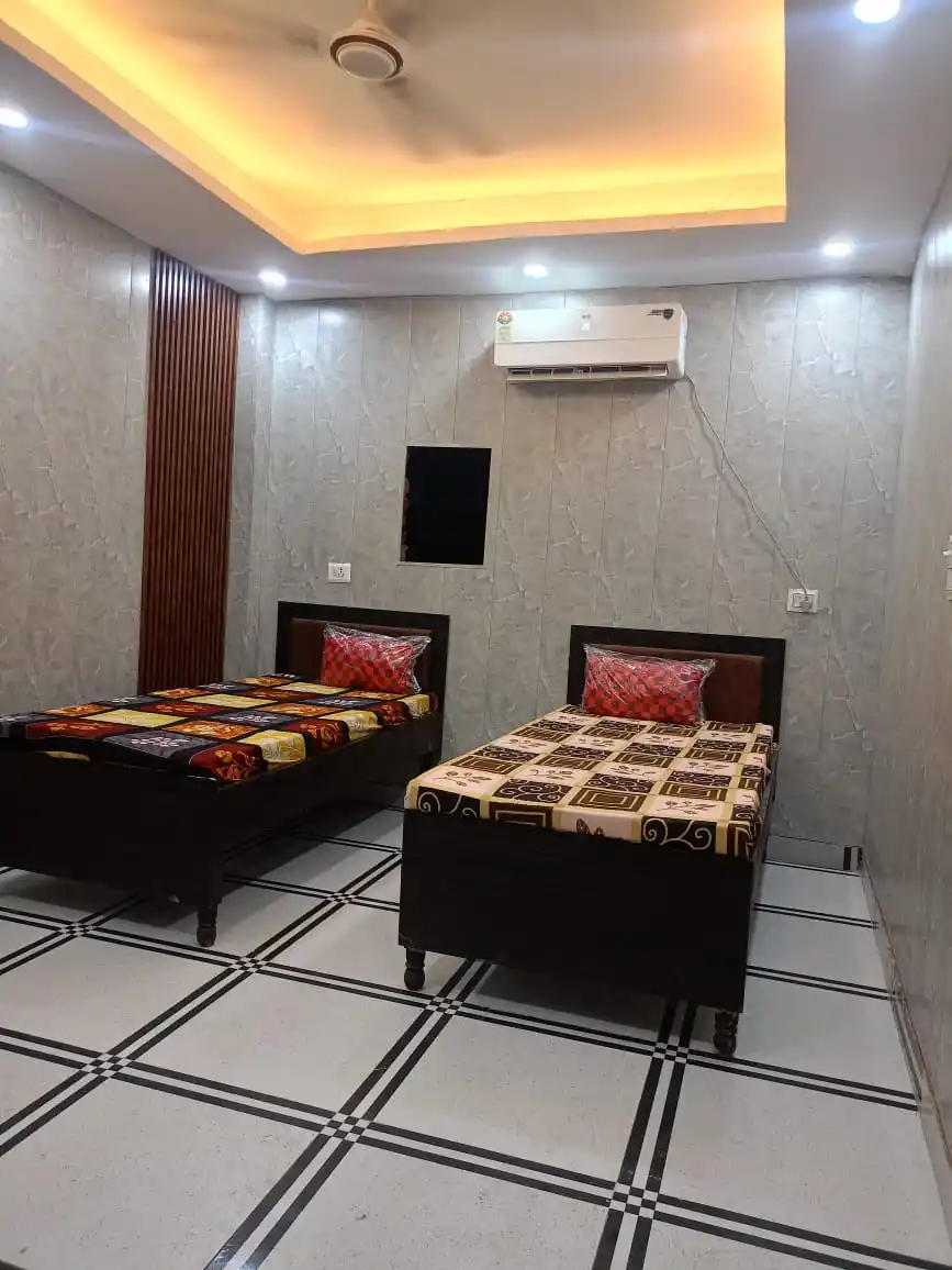 Royal Residency and PG services Photo 4