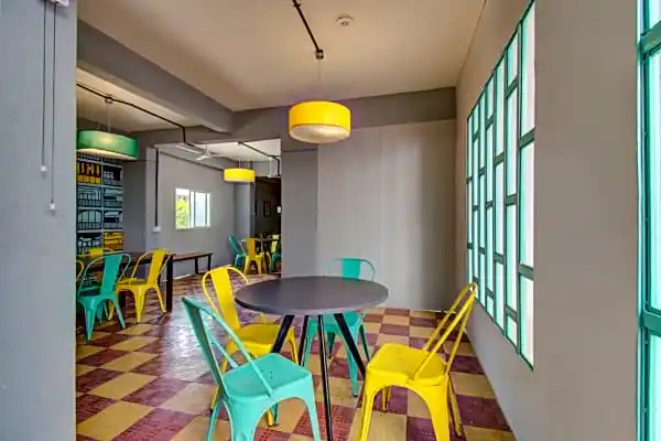 Keys On Rent Amber Gents Photo 5 Keys On Rent Amber Gents Photo 5