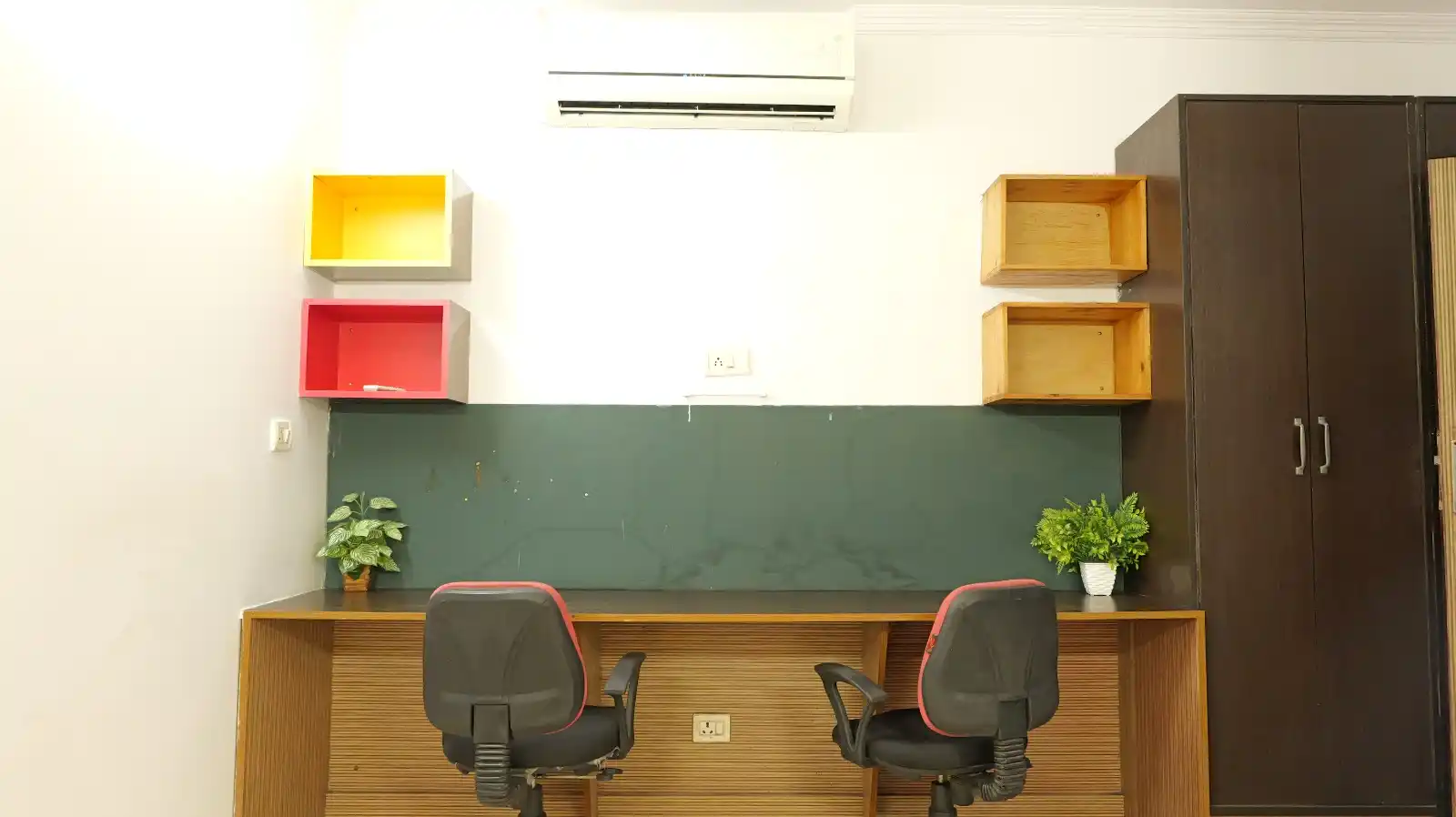 Meru Photo 3 Meru Photo 3