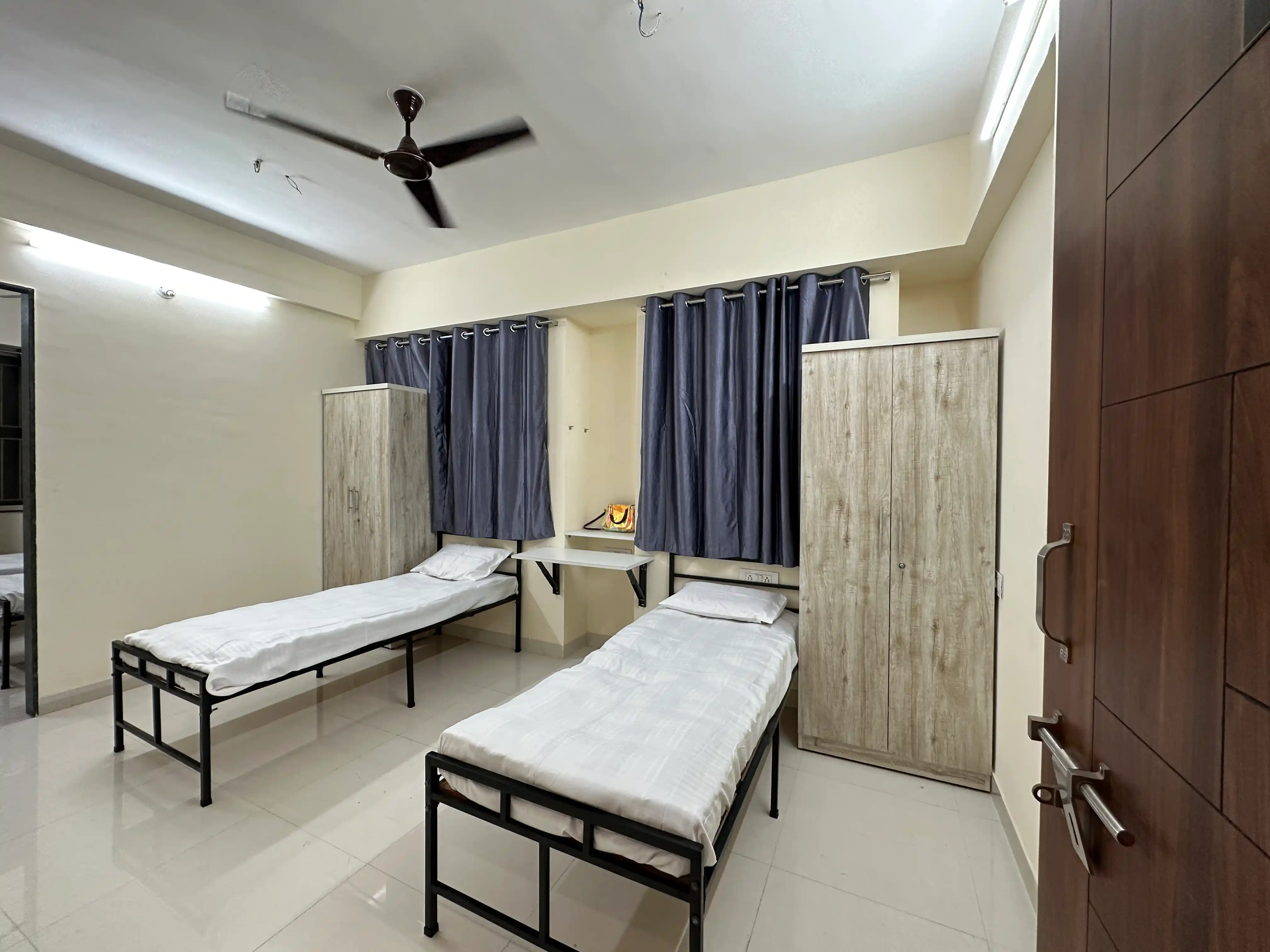 Homies' Living Sapphire (Kondhwa) - Image 51