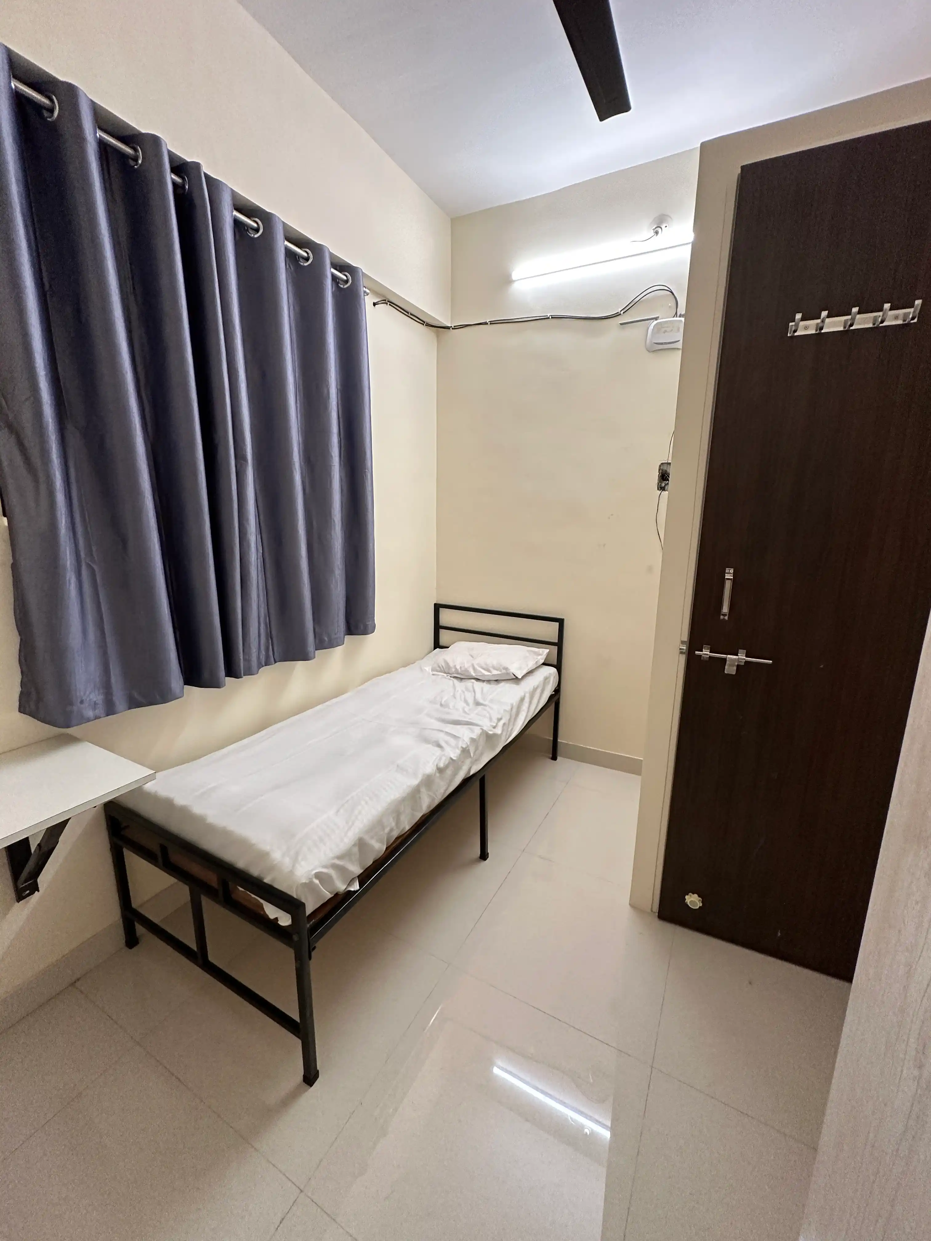 Homies' Living Sapphire (Kondhwa) - Image 11