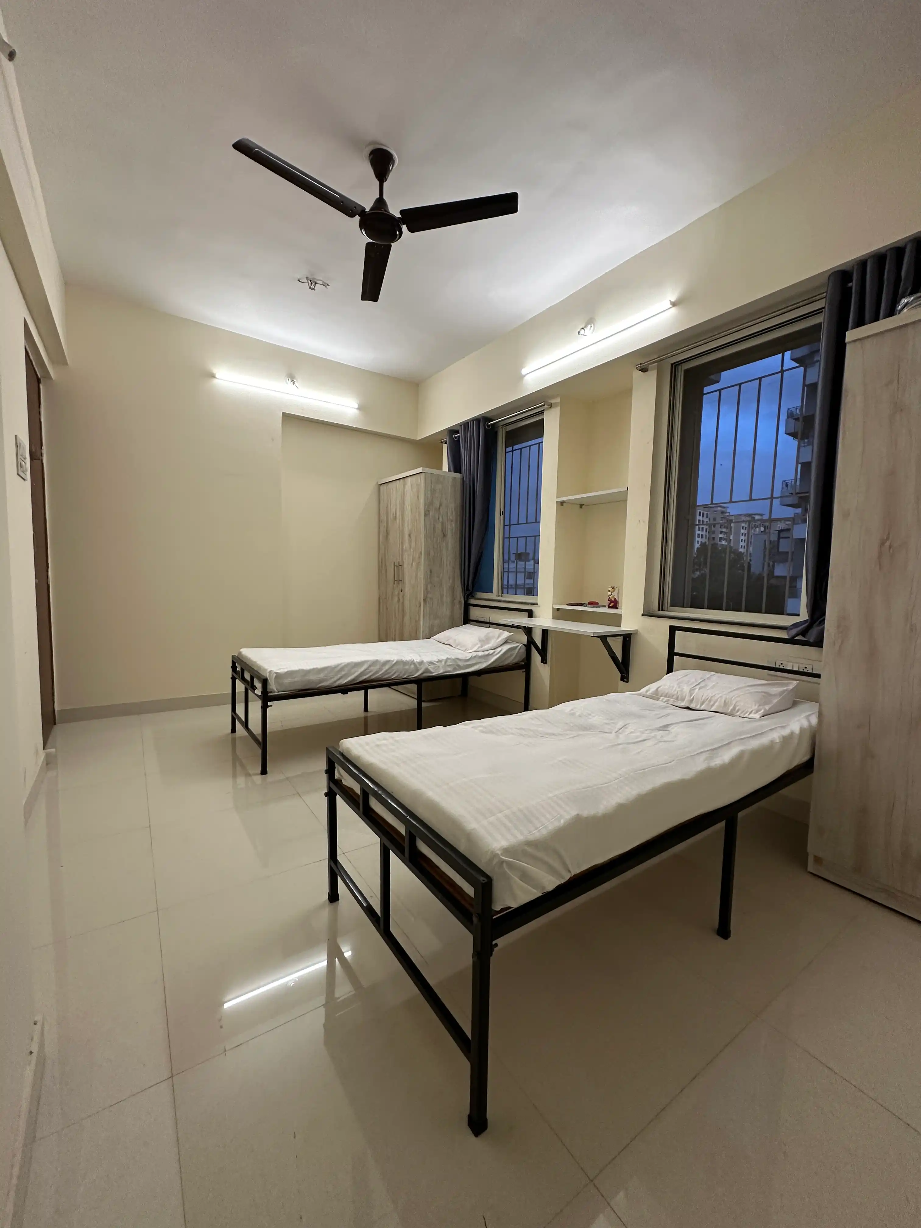 Homies' Living Sapphire (Kondhwa) - Image 9