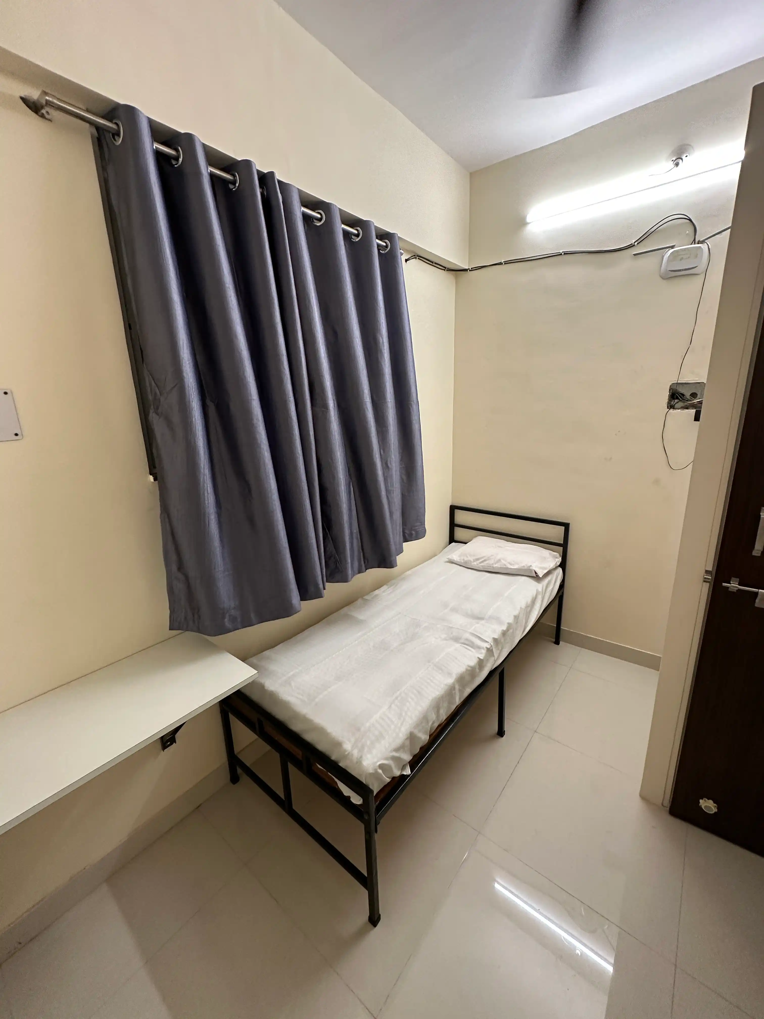 Homies' Living Sapphire (Kondhwa) - Image 35