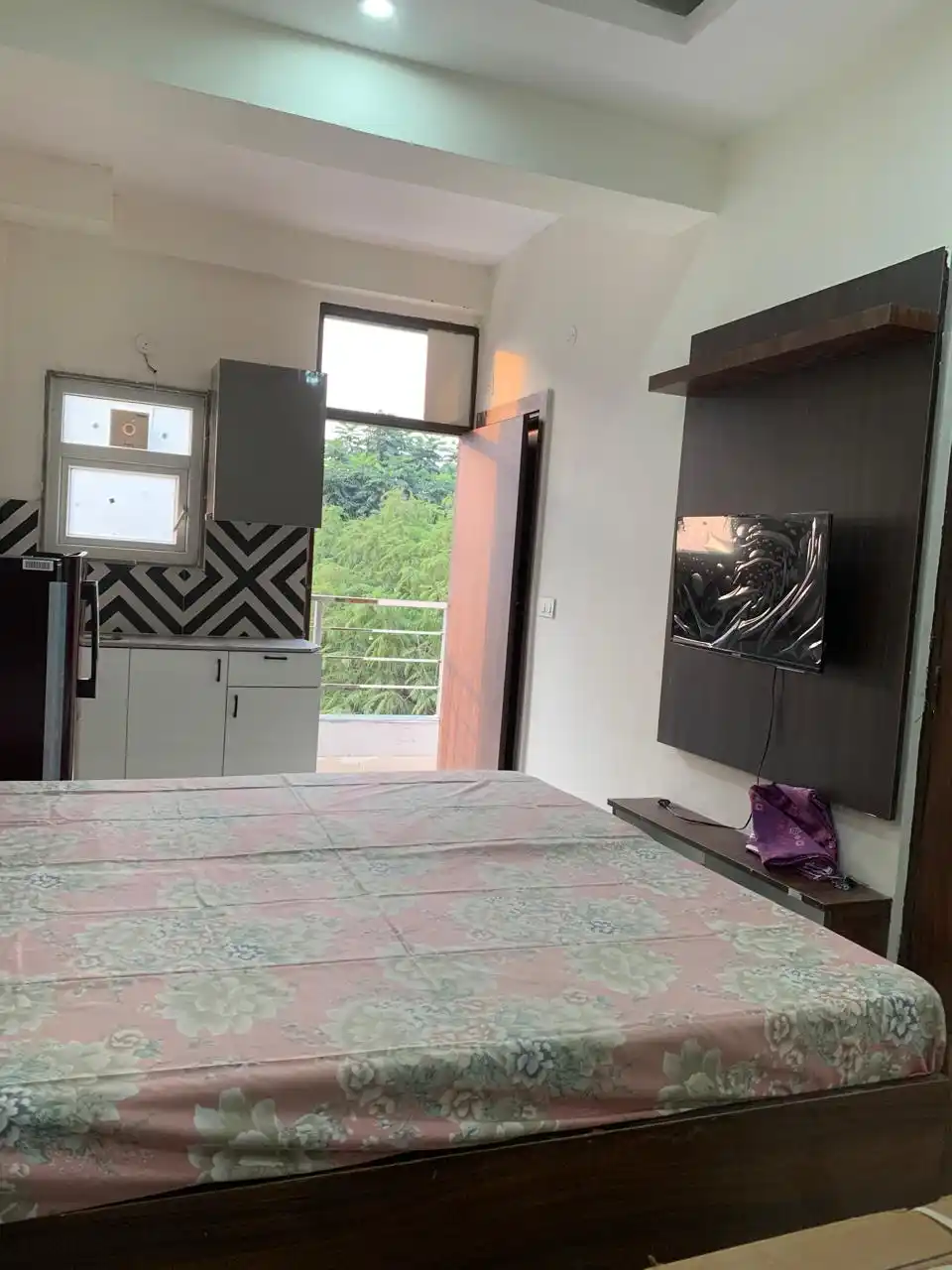Nest-2129 Photo 4