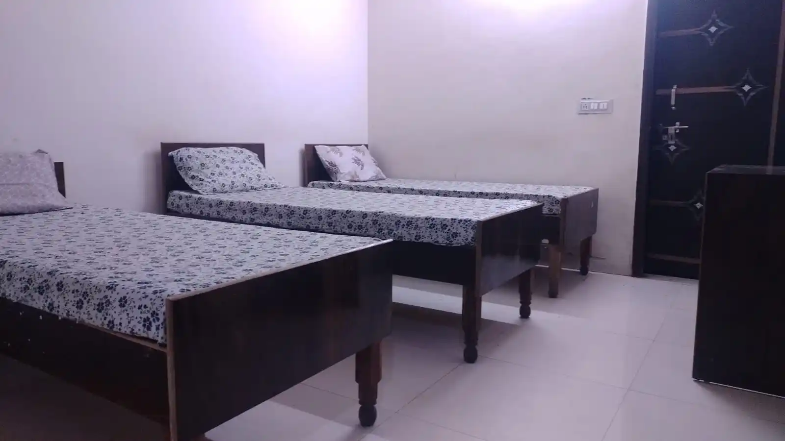 Nayabas Photo 3 Nayabas Photo 3