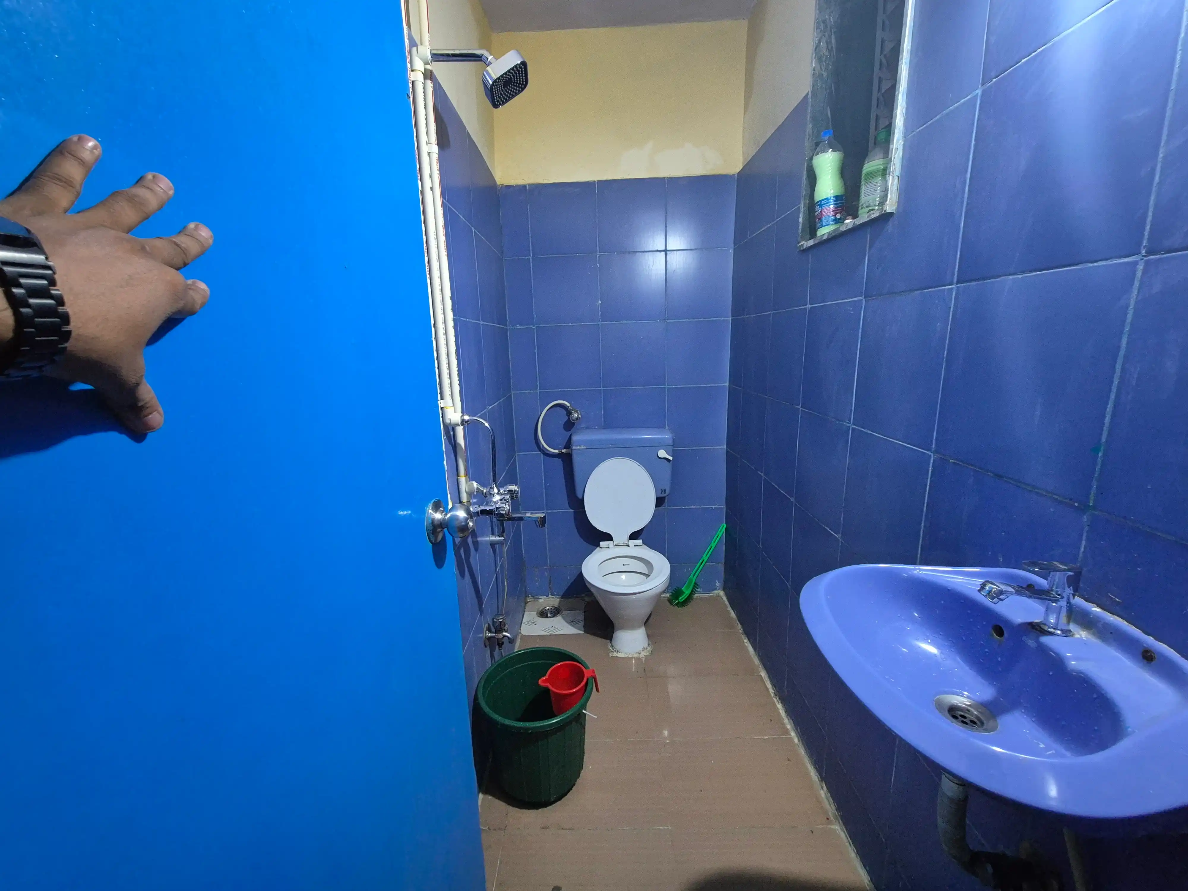 VASHI SEC28 - Image 12