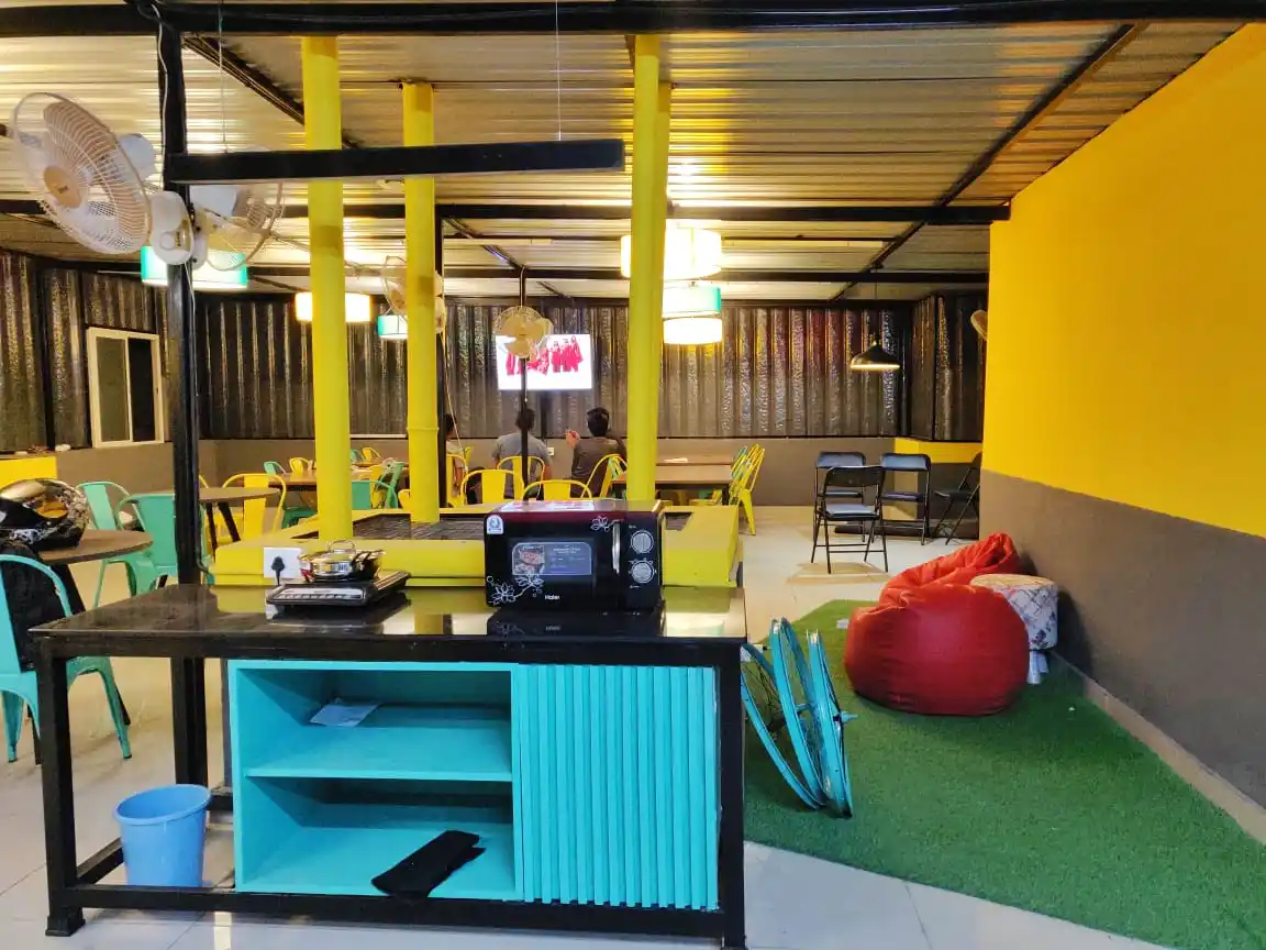 Crystal Living  Photo 6