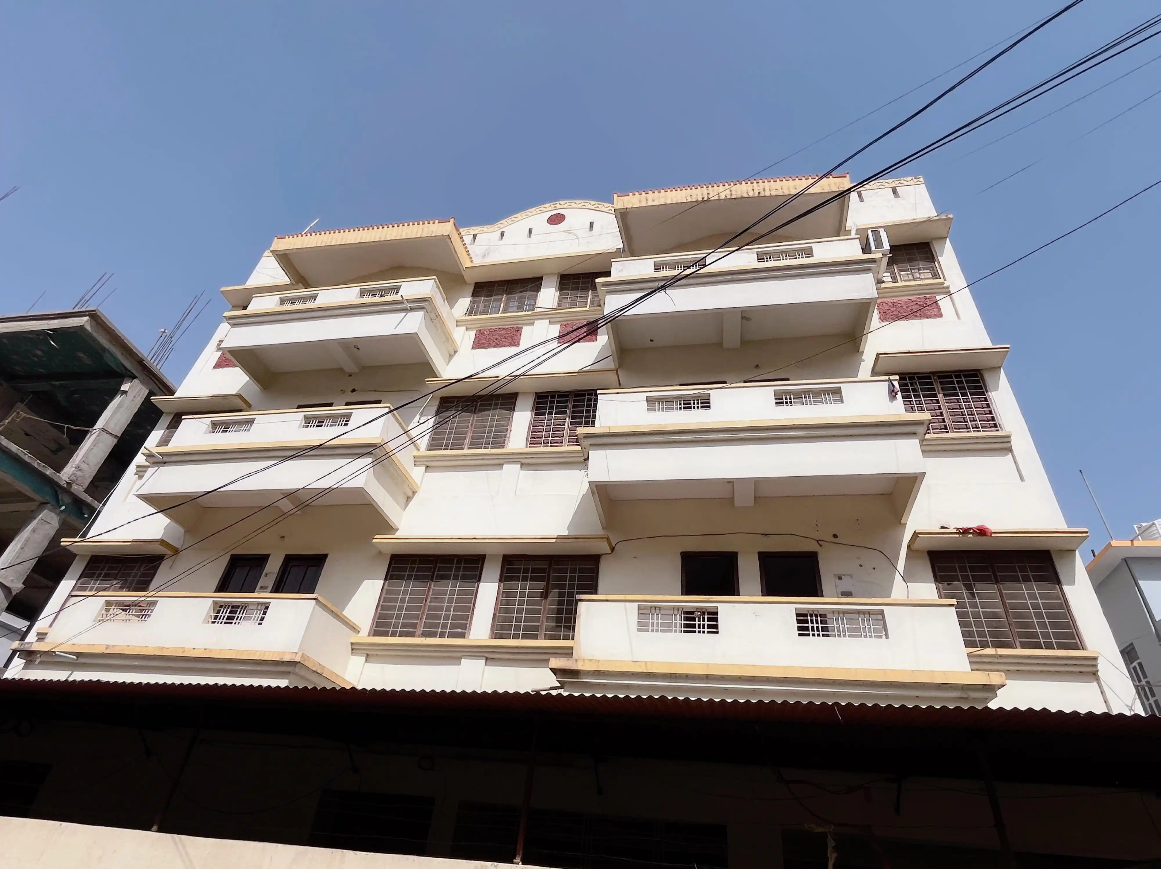 माई HOSTEL(R.B.S. TRUST) Ashiyana Megistrate Colony Photo 6