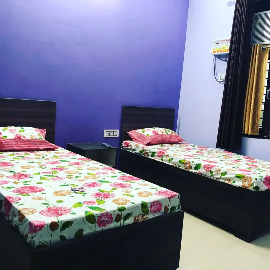 PLUGNSTAY APARTMENT 1 Photo 3