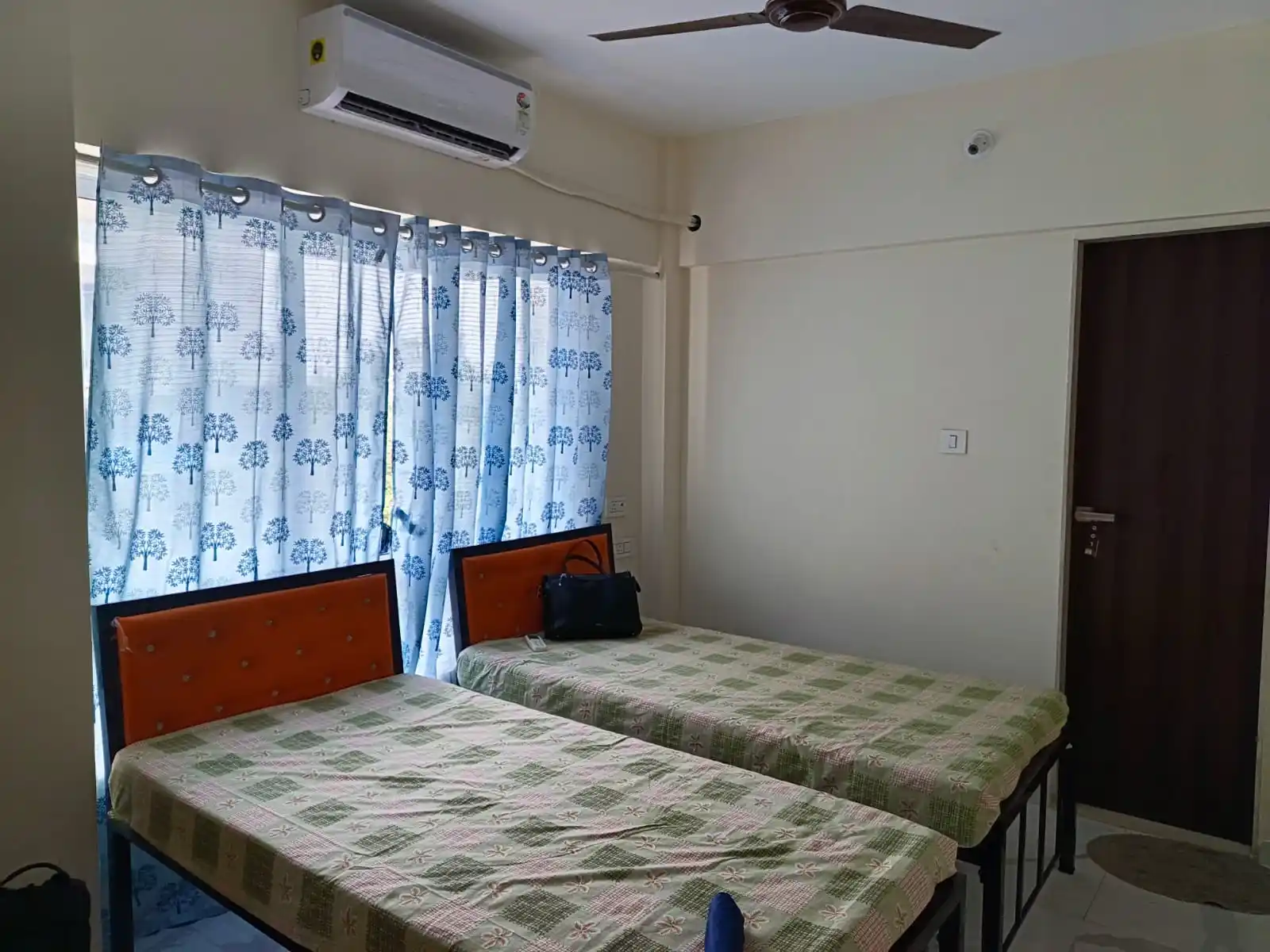 BLUMEN D-401 Photo 2 BLUMEN D-401 Photo 2