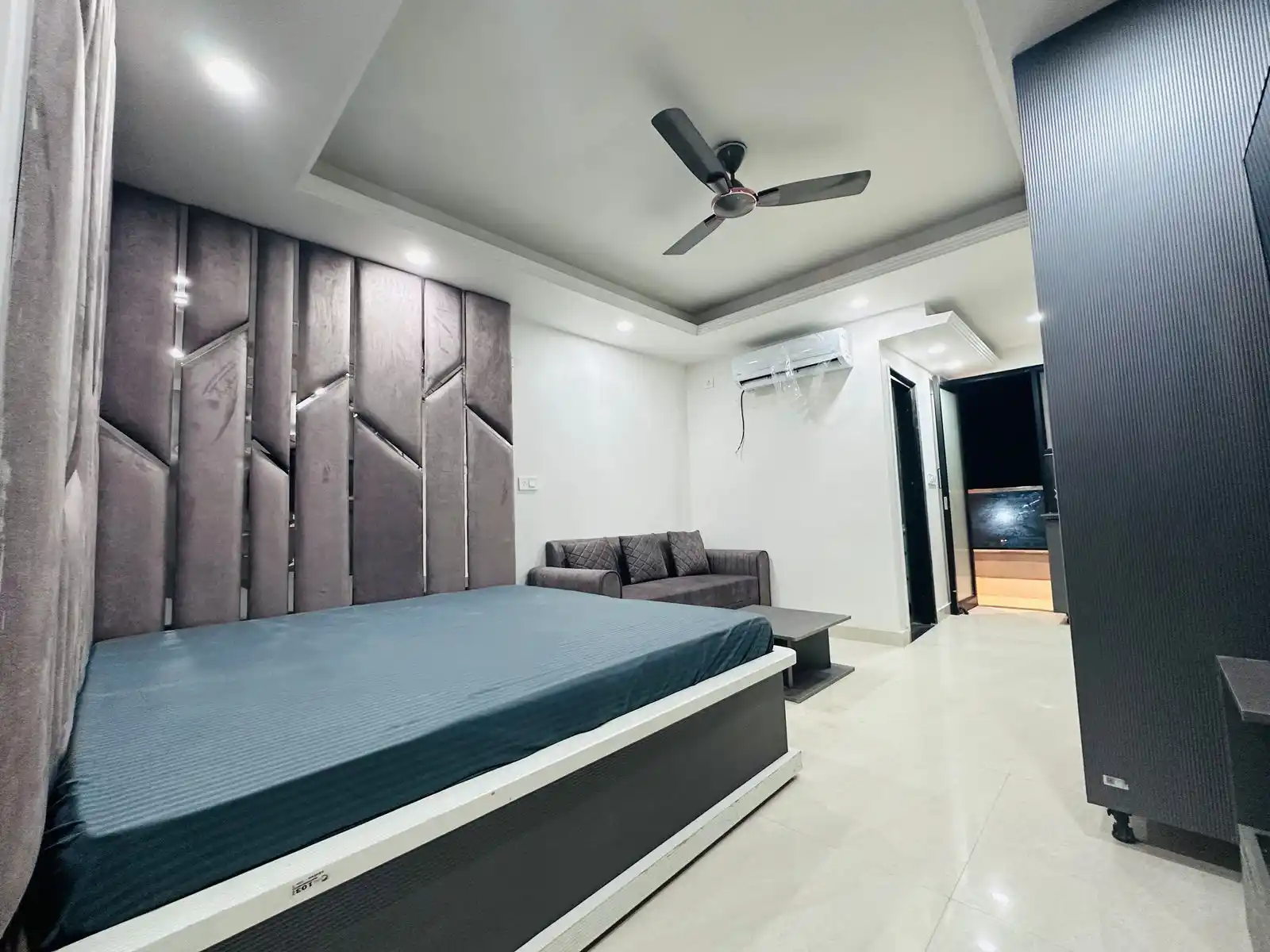 Aman Apartment (The Luxury Rooms) Photo 4
