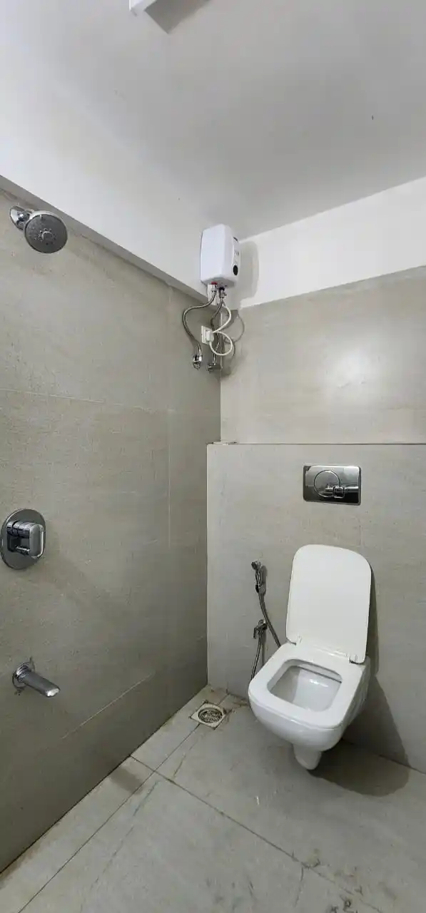 Garden View Apartment - Image 15