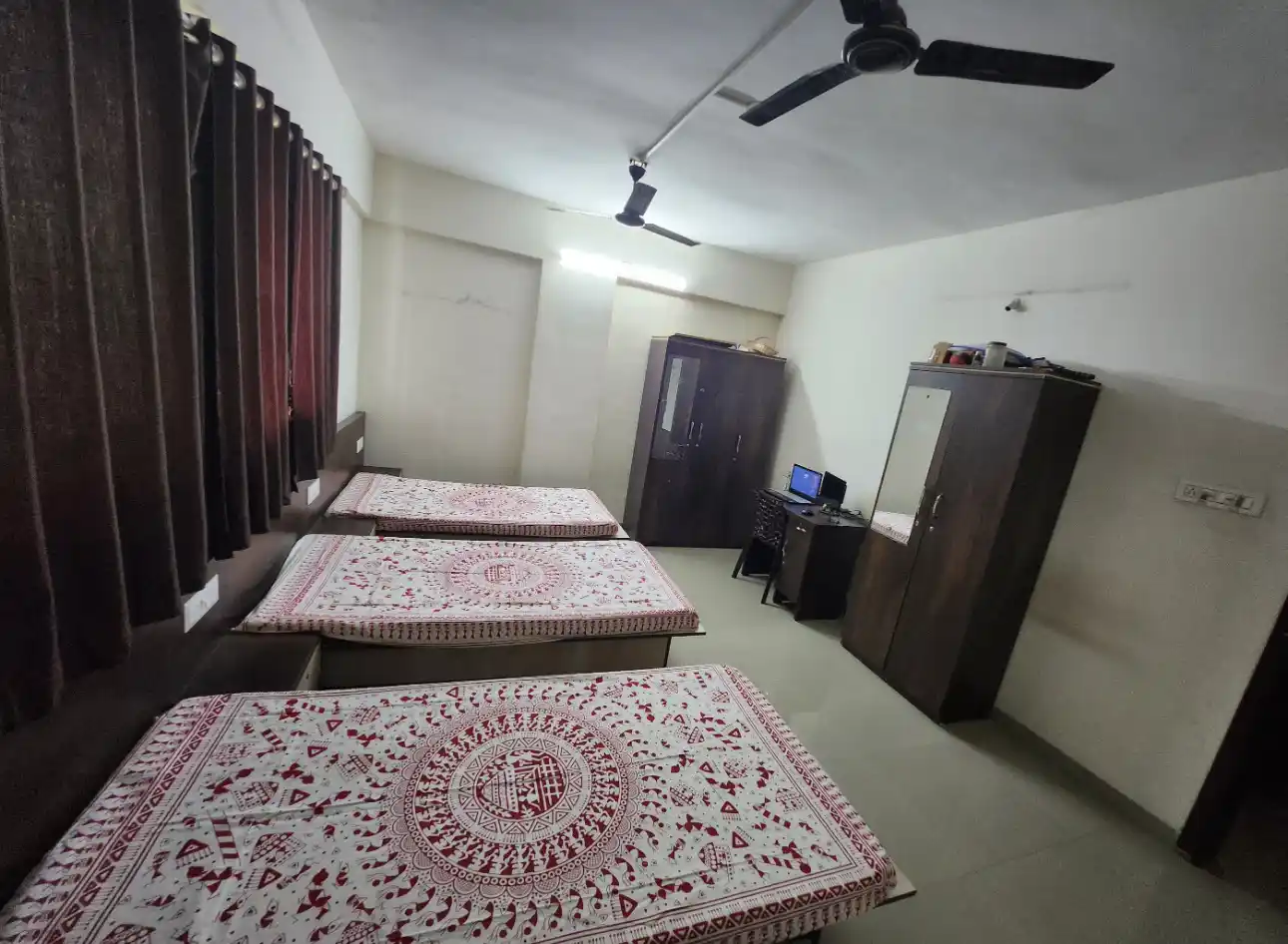 Homies' Living Opal (Baner) - Image 16