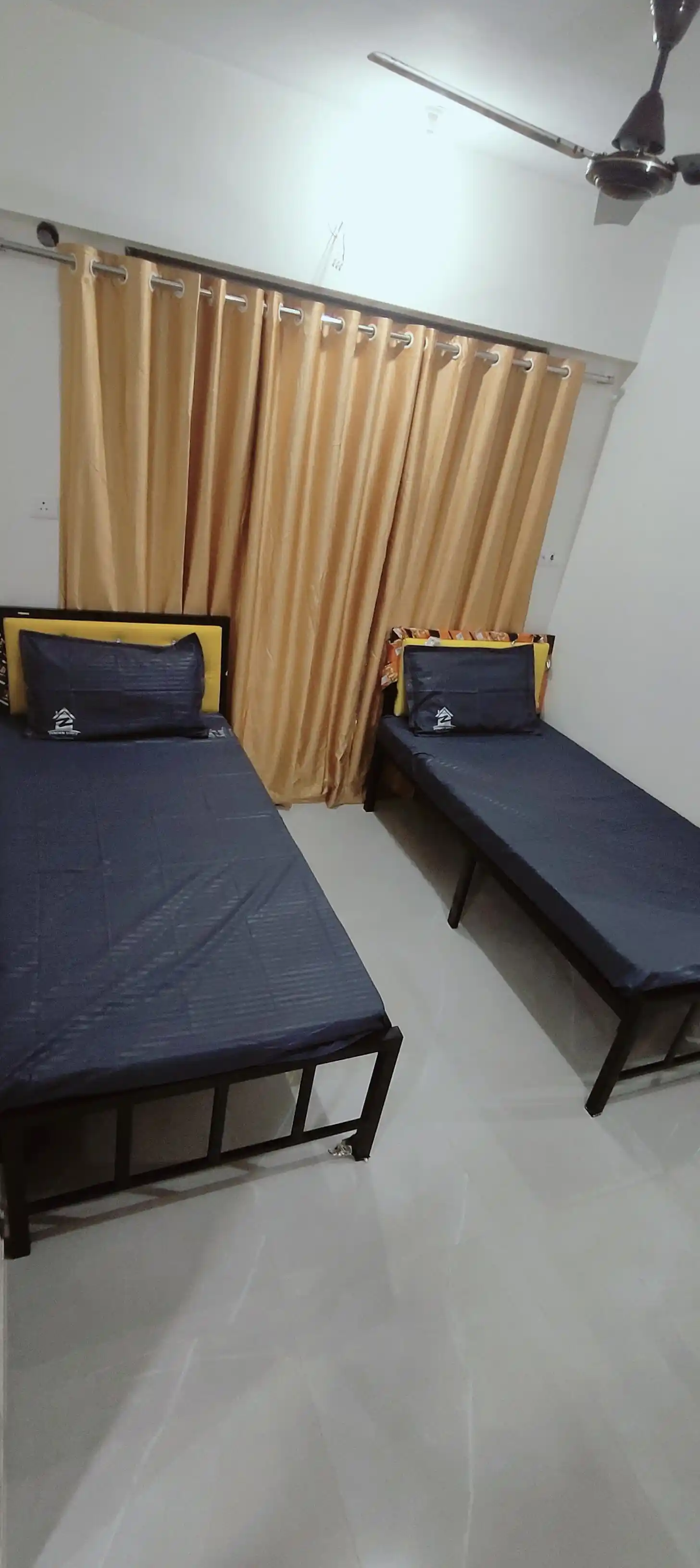 Building No 77 - Image 1