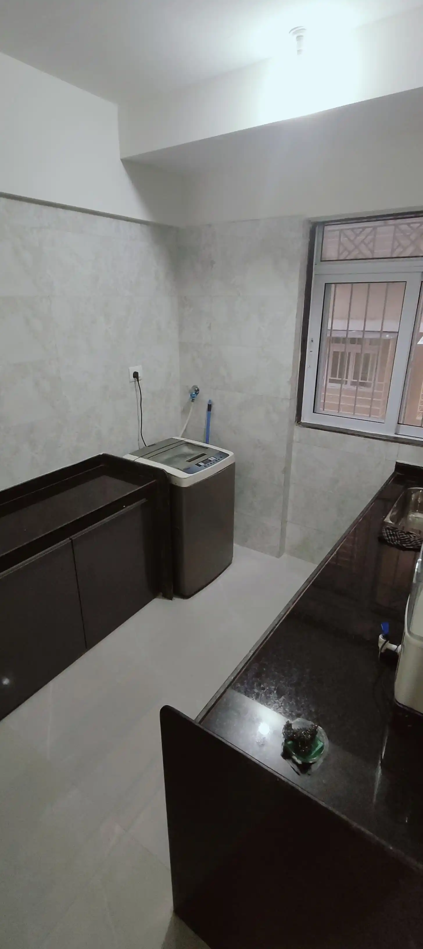 Building No 77 - Image 2