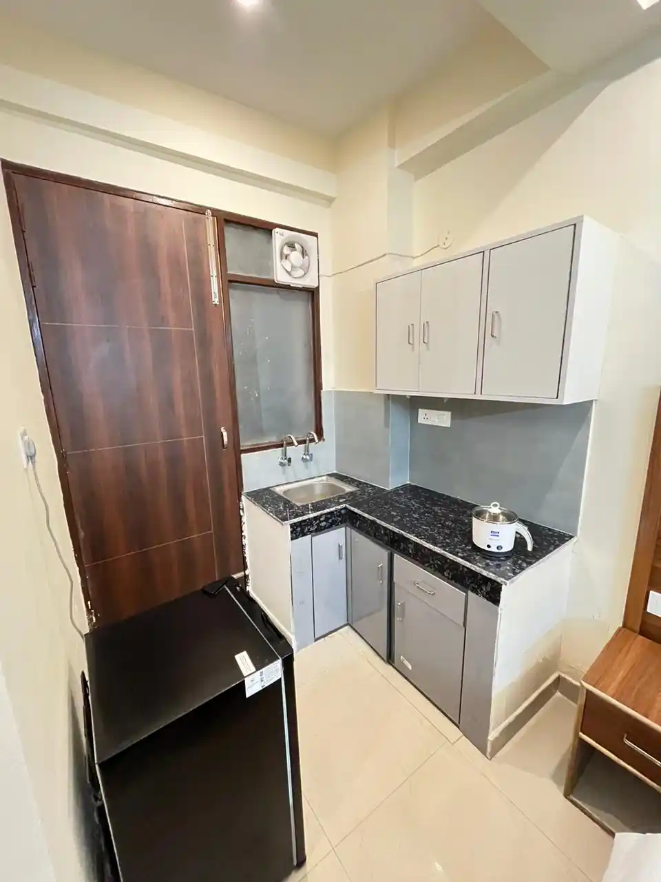 Apna Homes Stay - Image 9