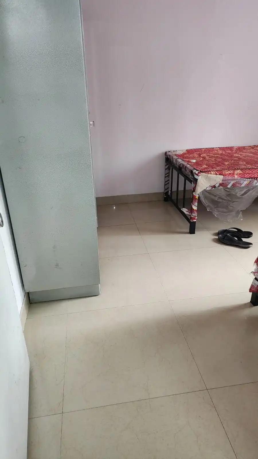 Green Lawns Apartment  - Image 7