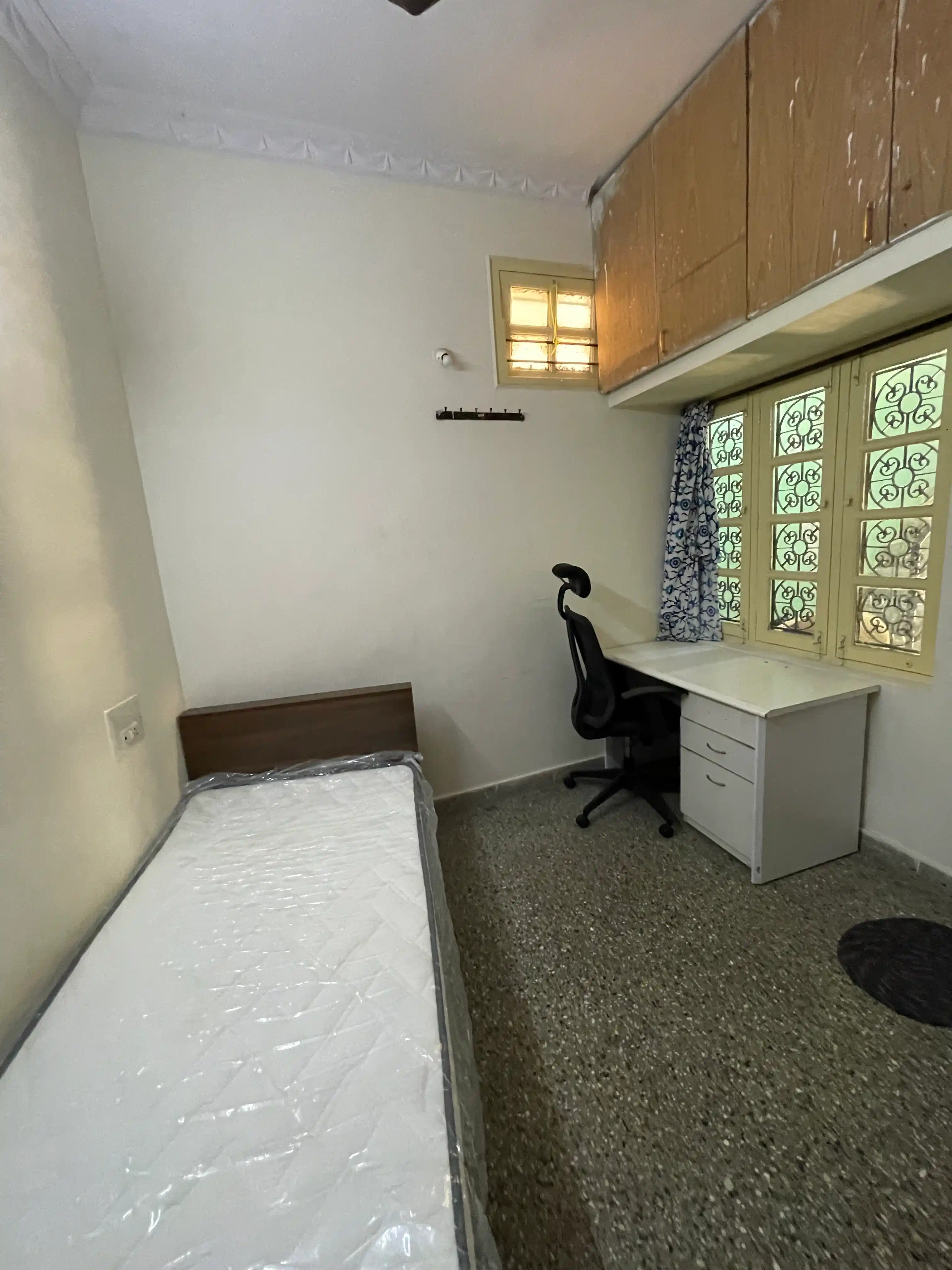 Pg In Richmond Town Photo 1 Pg In Richmond Town Photo 1