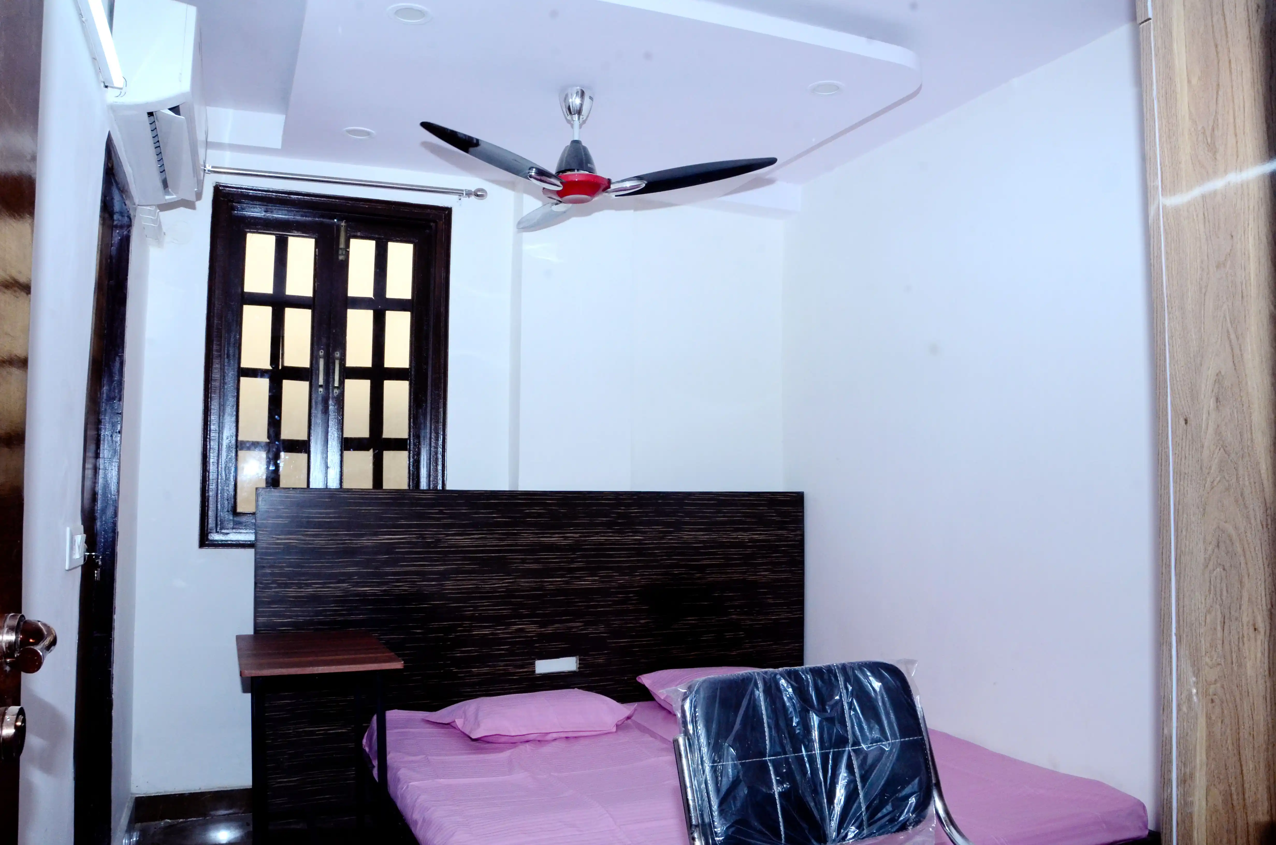 Yash PG Chaudhary House Boys - Image 21