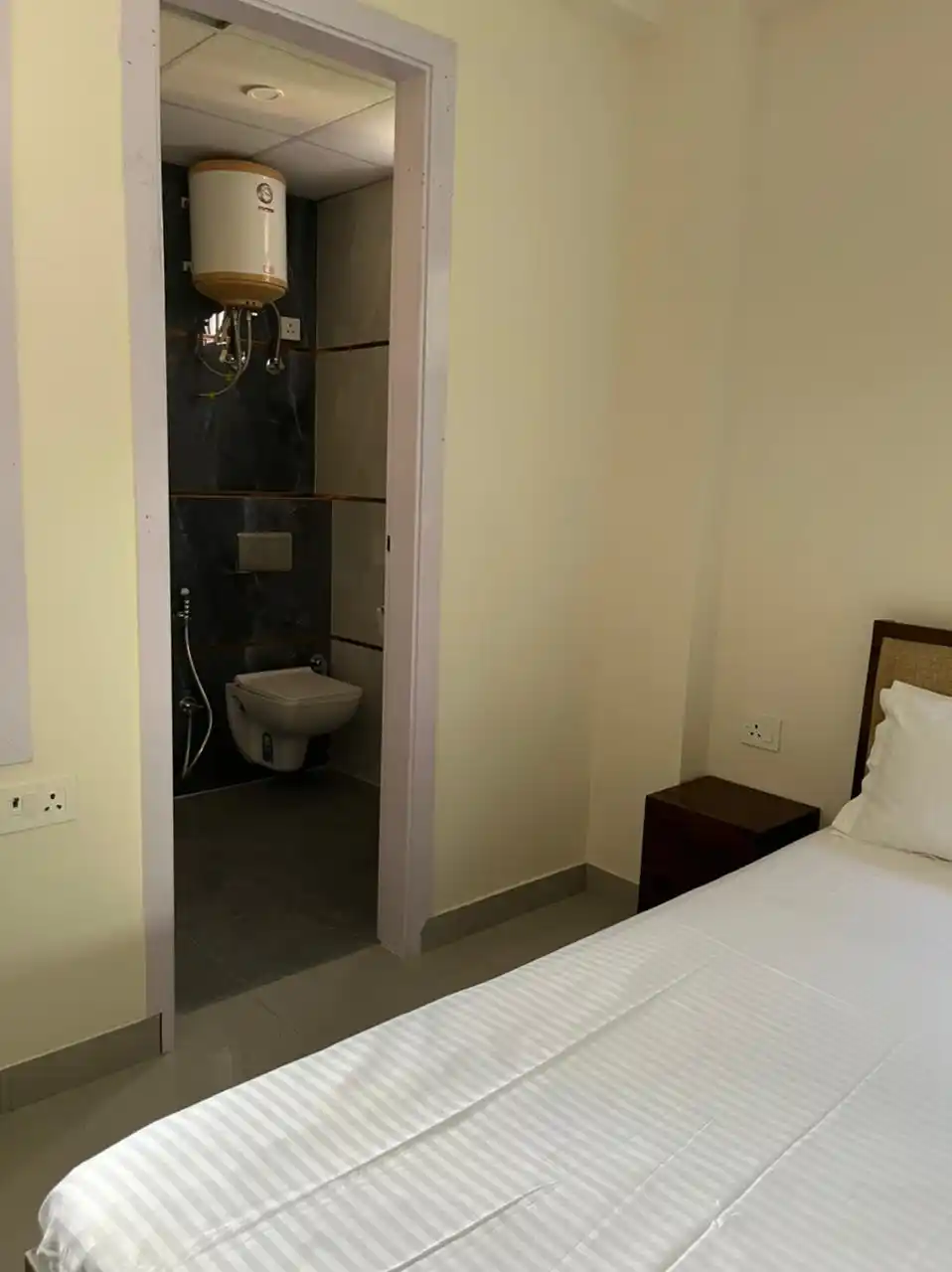 326 Sec 27 Photo 4 326 Sec 27 Photo 4