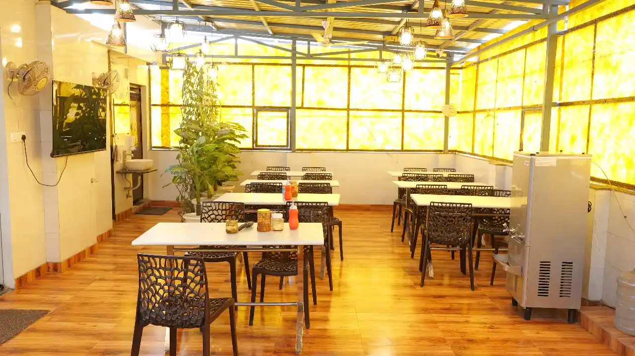 Wular Girls PG Photo 3 Wular Girls PG Photo 3