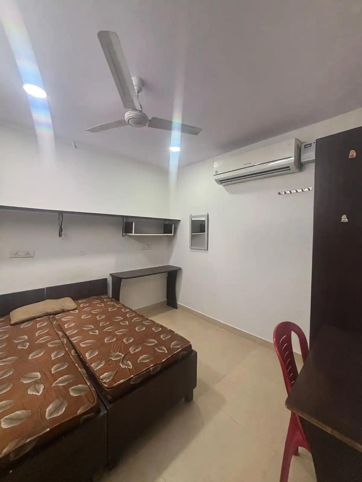 139A - Image 2