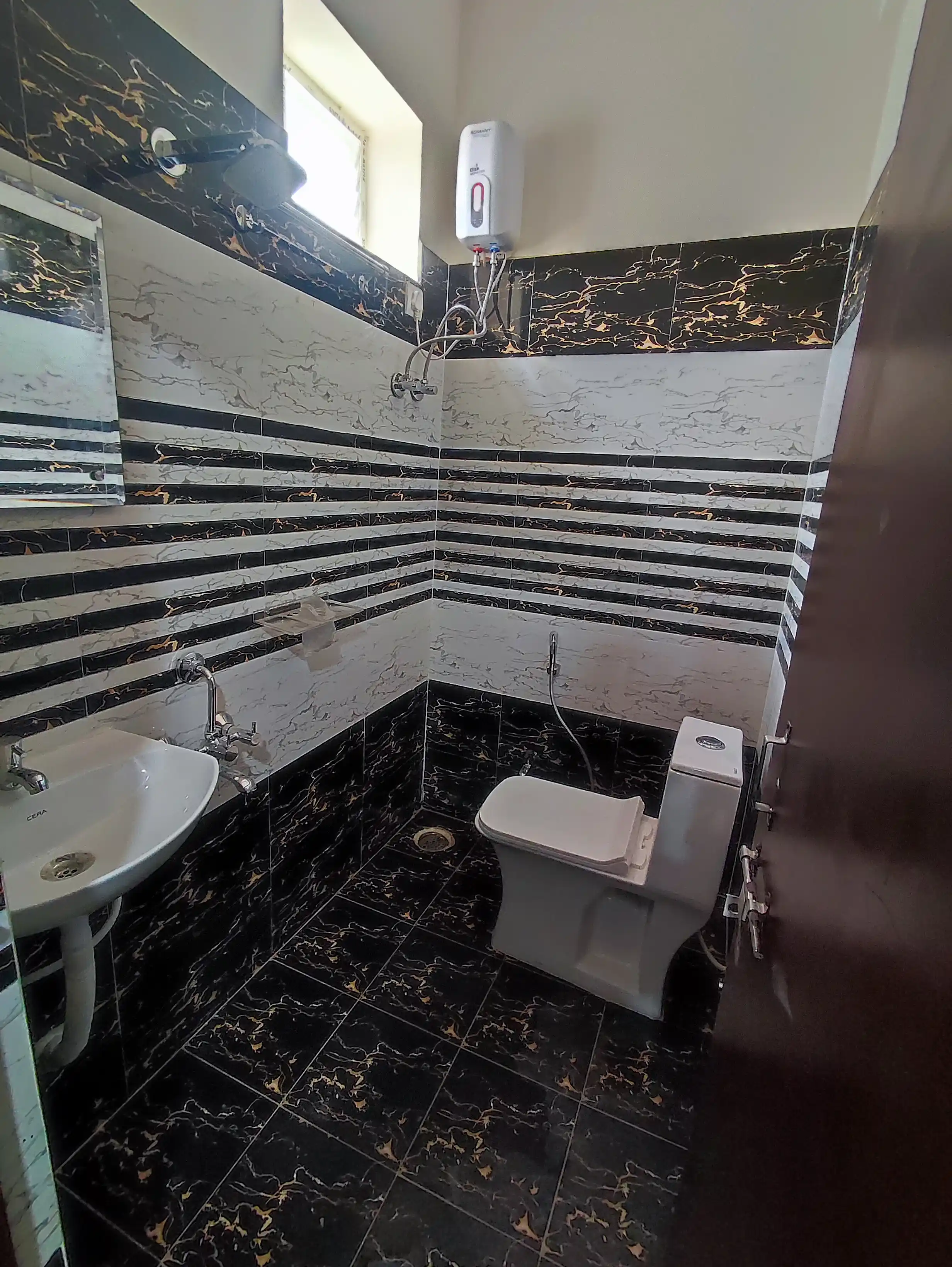 R3 LEISURE COLIVE - Image 7
