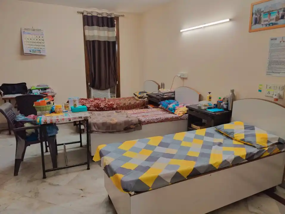BMB-Rose House Photo 1