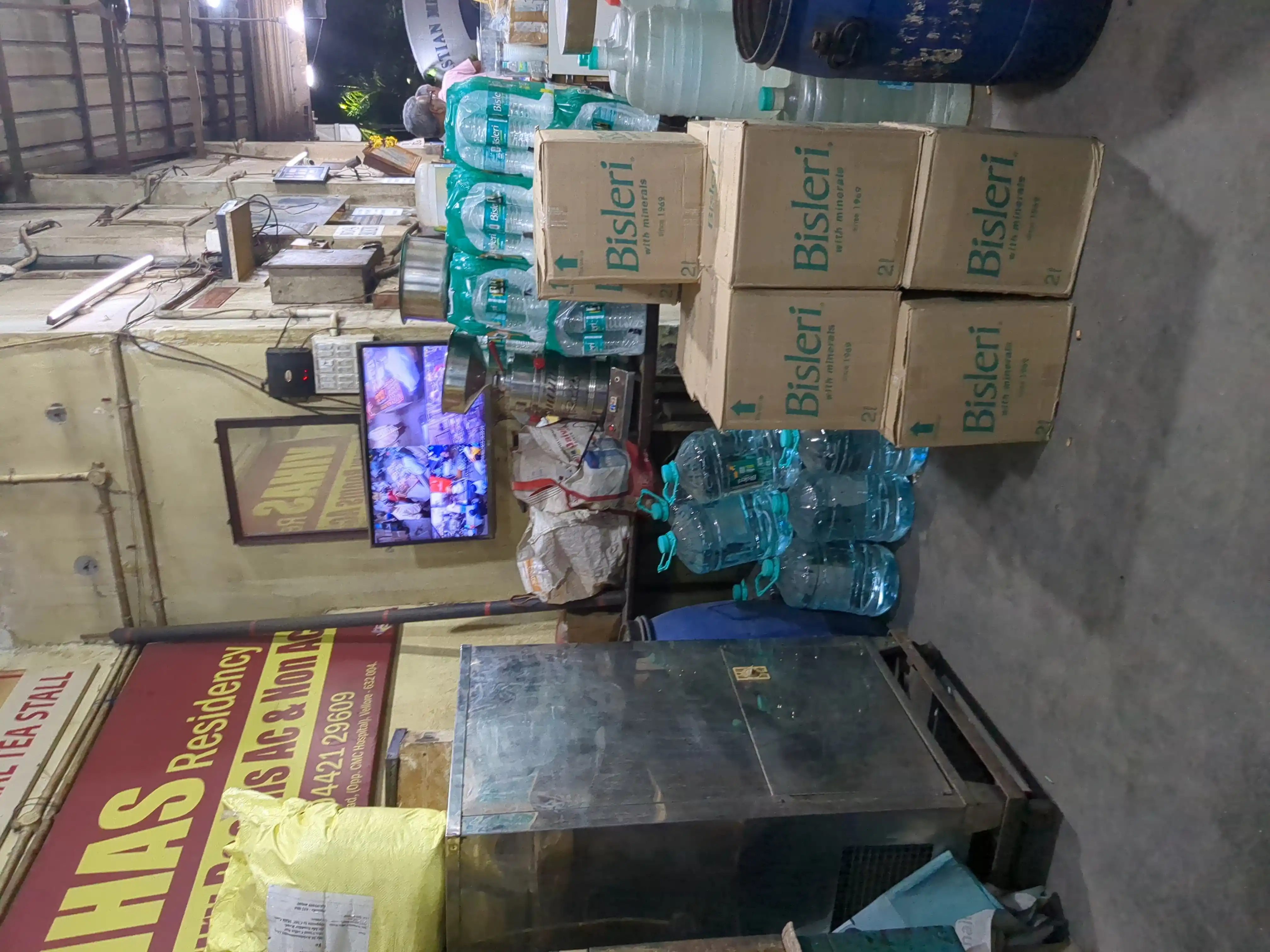 Harish Men's Hostel Photo 1