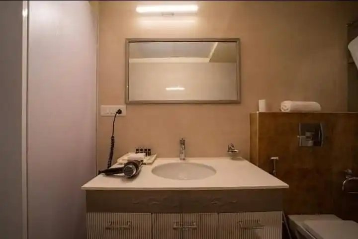 Golden Apartment Sector 47 Gurgaon  Photo 2