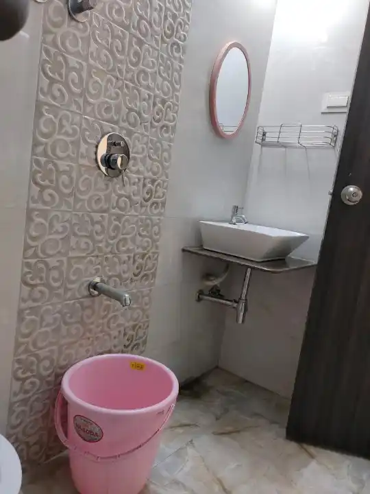 ADITYA PLAZA MALAD WEST - Image 29