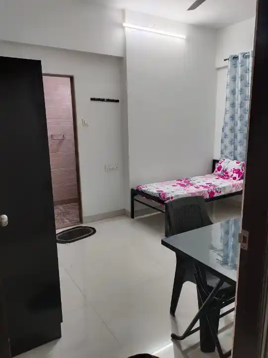 ADITYA PLAZA MALAD WEST - Image 9