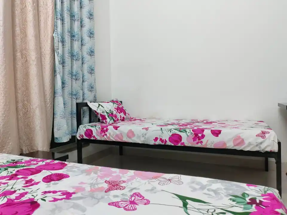 ADITYA PLAZA MALAD WEST - Image 10