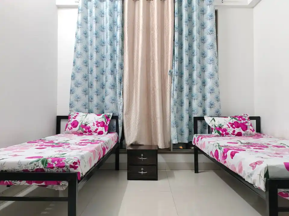 ADITYA PLAZA MALAD WEST - Image 8