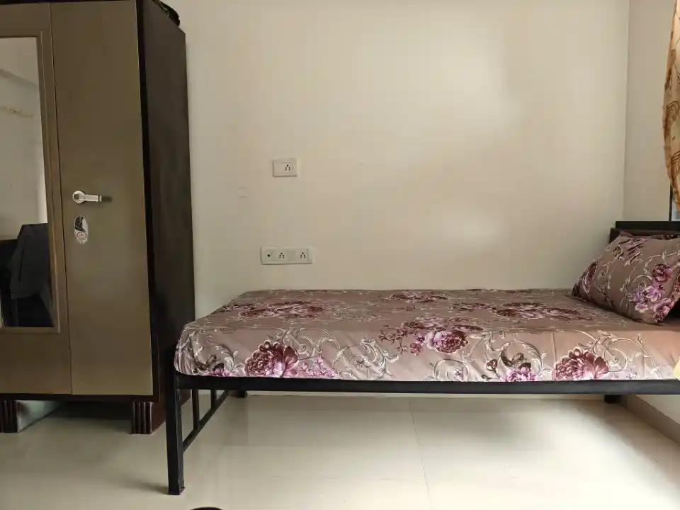 BORIVALI WEST SAISHA ELITE - Image 7