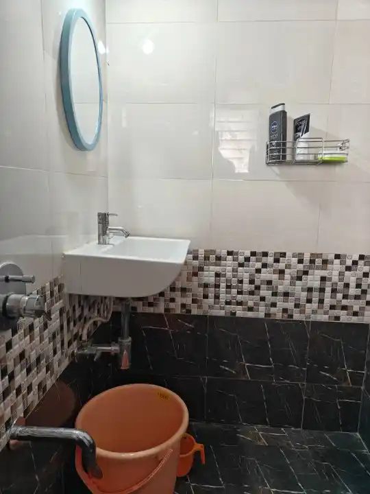 BORIVALI WEST SAISHA ELITE - Image 13