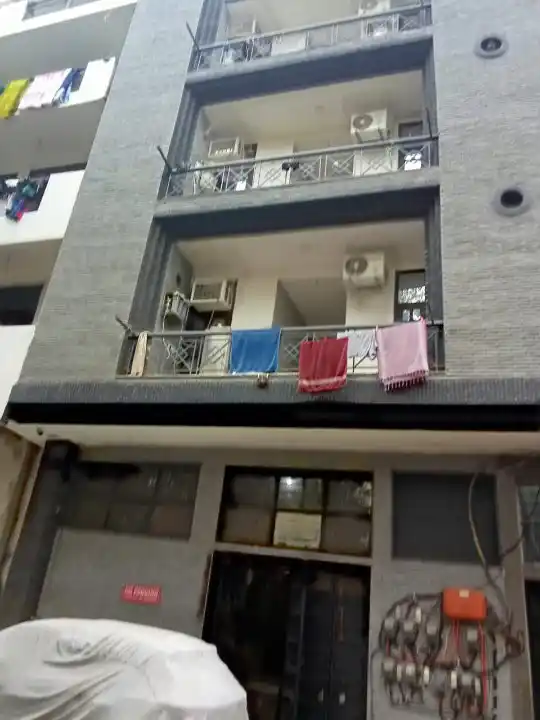 BMB-Lupin House - Image 11