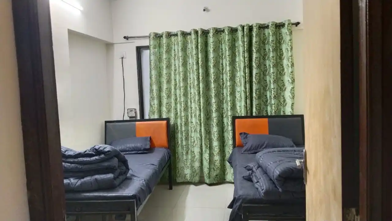 HIGHLAND THANE Photo 2 HIGHLAND THANE Photo 2