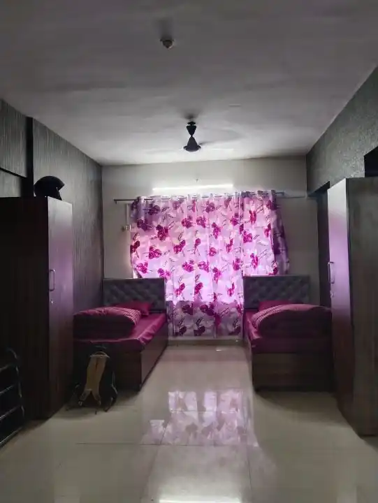 HIGHLAND THANE Photo 6 HIGHLAND THANE Photo 6