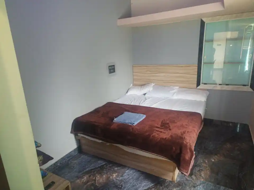 Nainika House  Photo 1