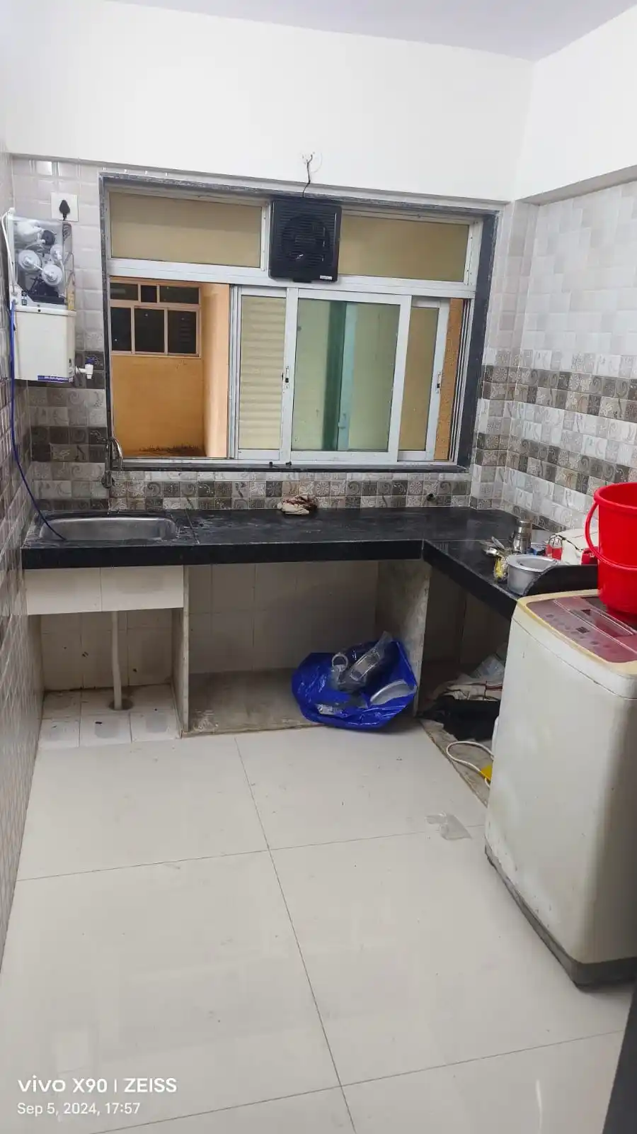 SAFFRON RESIDENCY A 902 KURLA Photo 1