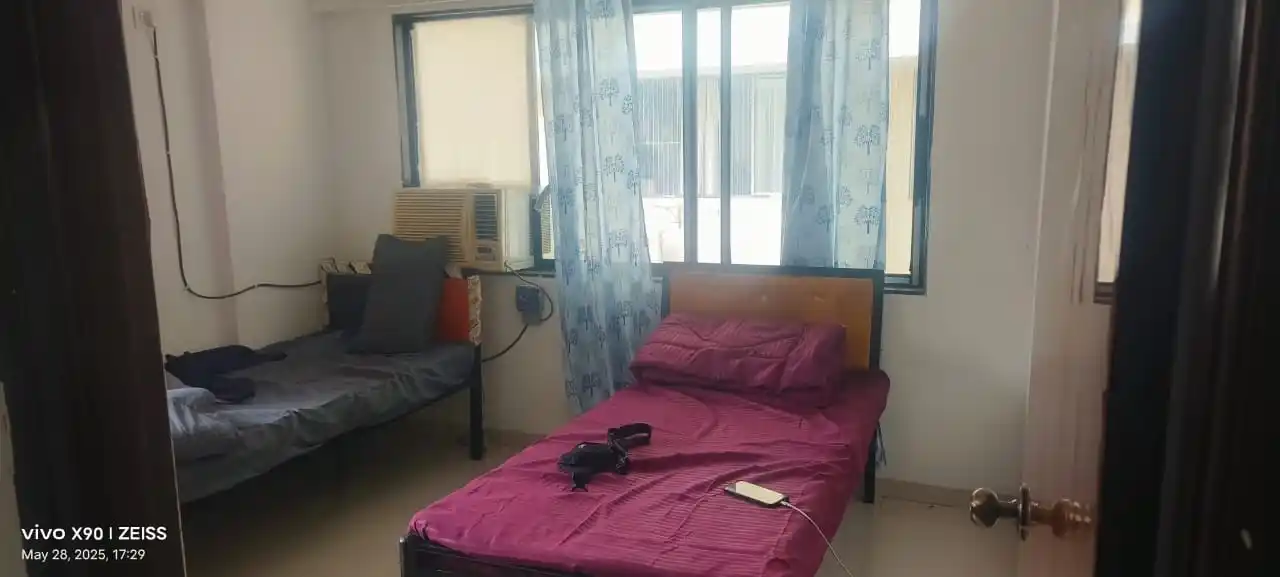 Mass U Foria E 702 KURLA Photo 4