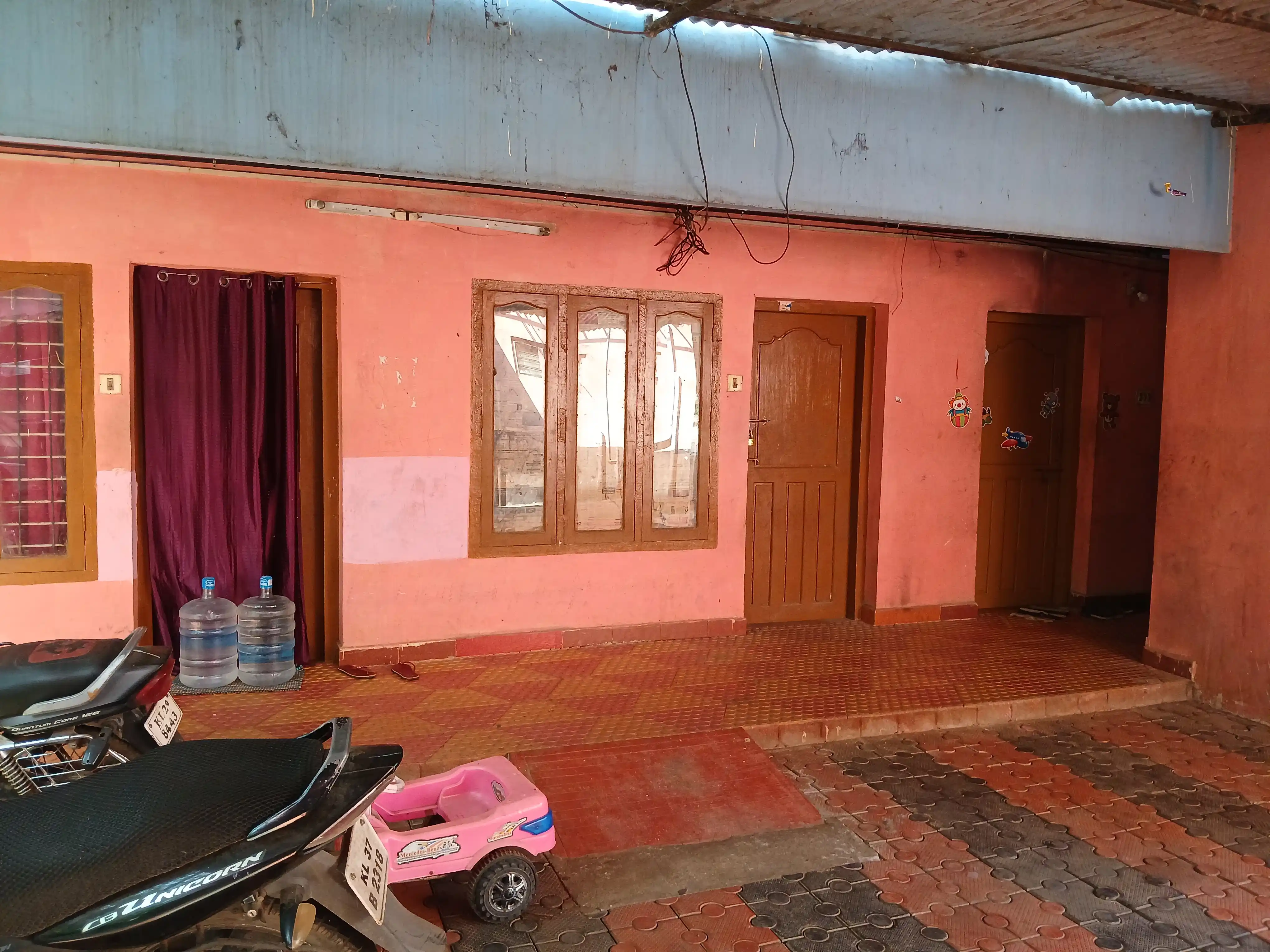 Nellivilayil Building  Photo 1