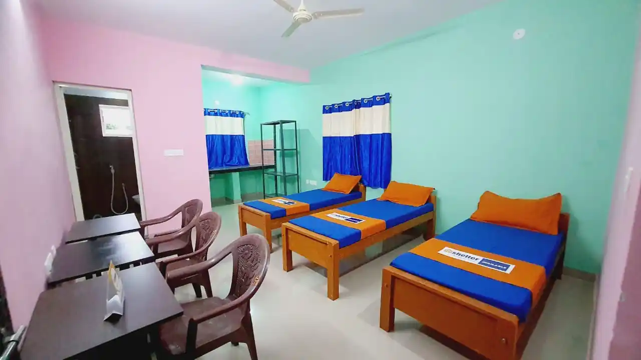 GoShelter 024 Star House Photo 2